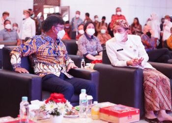 Dihadiri Gibran dan Johnny Plate, 5G Telkomsel Resmi Hadir di Solo