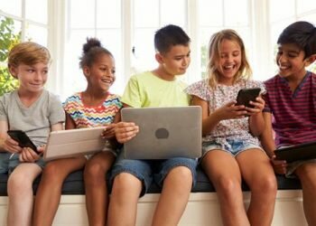 3 Tips Menjaga Anak-Anak dari Kejahatan Cyber