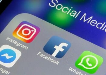 Tips Aman Mengunakan Facebook, Instagram, dan WhatsApp