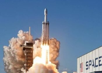 Kominfo Titip 7 Satelit Internet Cadangan di Roket Elon Musk