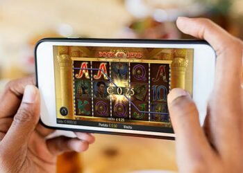 Pelaku Judi Slot Bisa Kena UU ITE, Kominfo: Pidana Penjara 6 Tahun dan Denda Rp1 Miliar