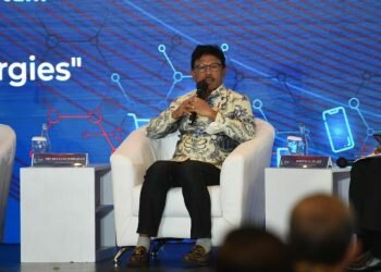 Transformasi Digital Hulu-Hilir, Jawaban Menkominfo Johnny Plate untuk Kebutuhan Digitalisasi Sektor Keuangan
