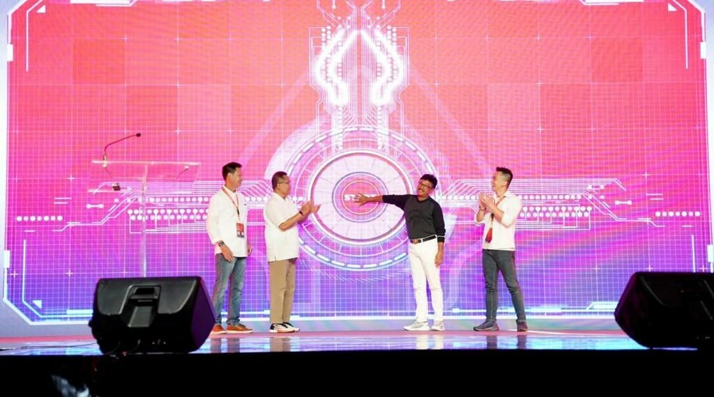 Tingkatkan Potensi Digital Nasional, Menkominfo Johnny Plate Apresiasi Inisiatif Kembangkan Startup